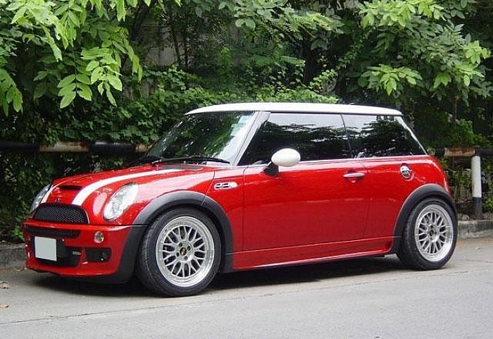 Red Mini Cooper with BBS wheels Lemans
